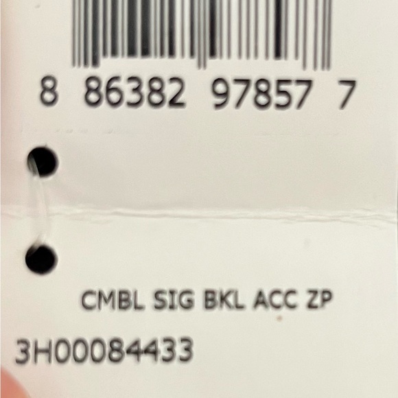 NWT Coach 50095 Black Campbell Signature Buckle Zip Around Accordion Wallet Belo - Picture 6 of 6